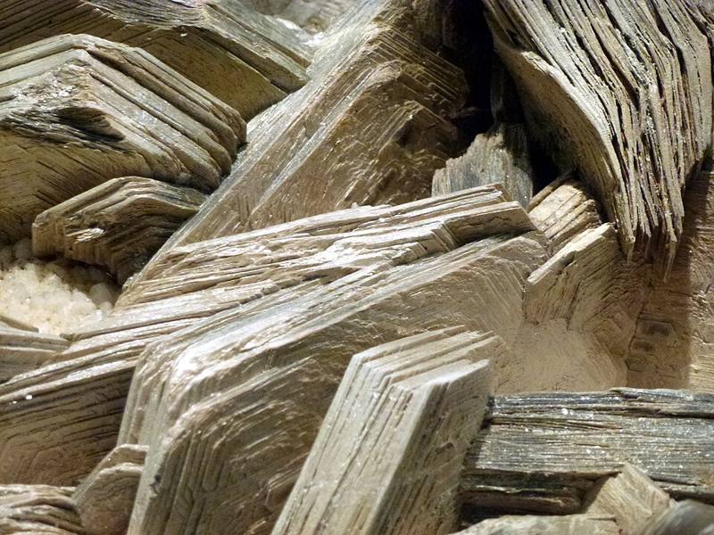 Mica mineral sheets, the shimmer in many highlighters